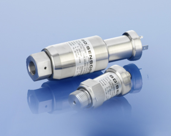 10.0 VDC < 10000 PSIG Sensotec Model Exc 060-B428-01 Pressure Transducer 